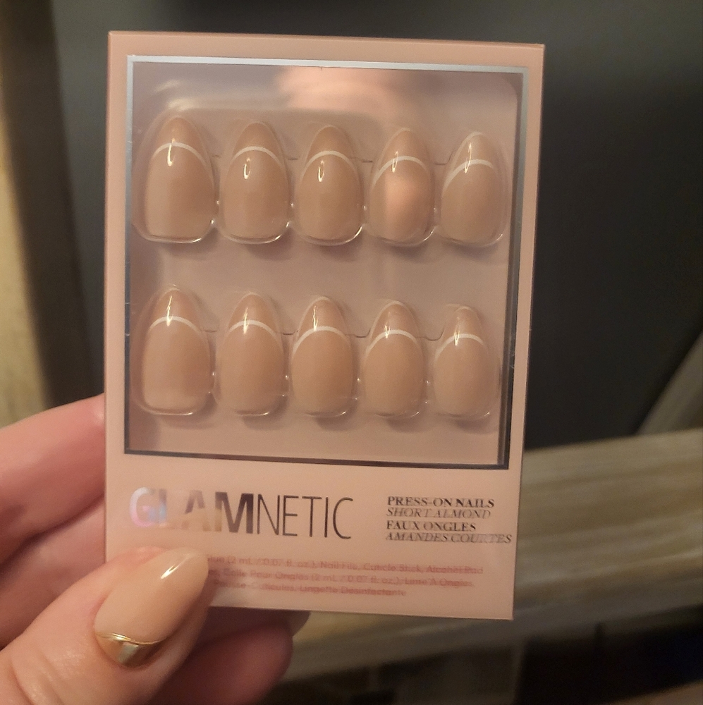 Glamnetic HEAVENLY  Press-On Nails